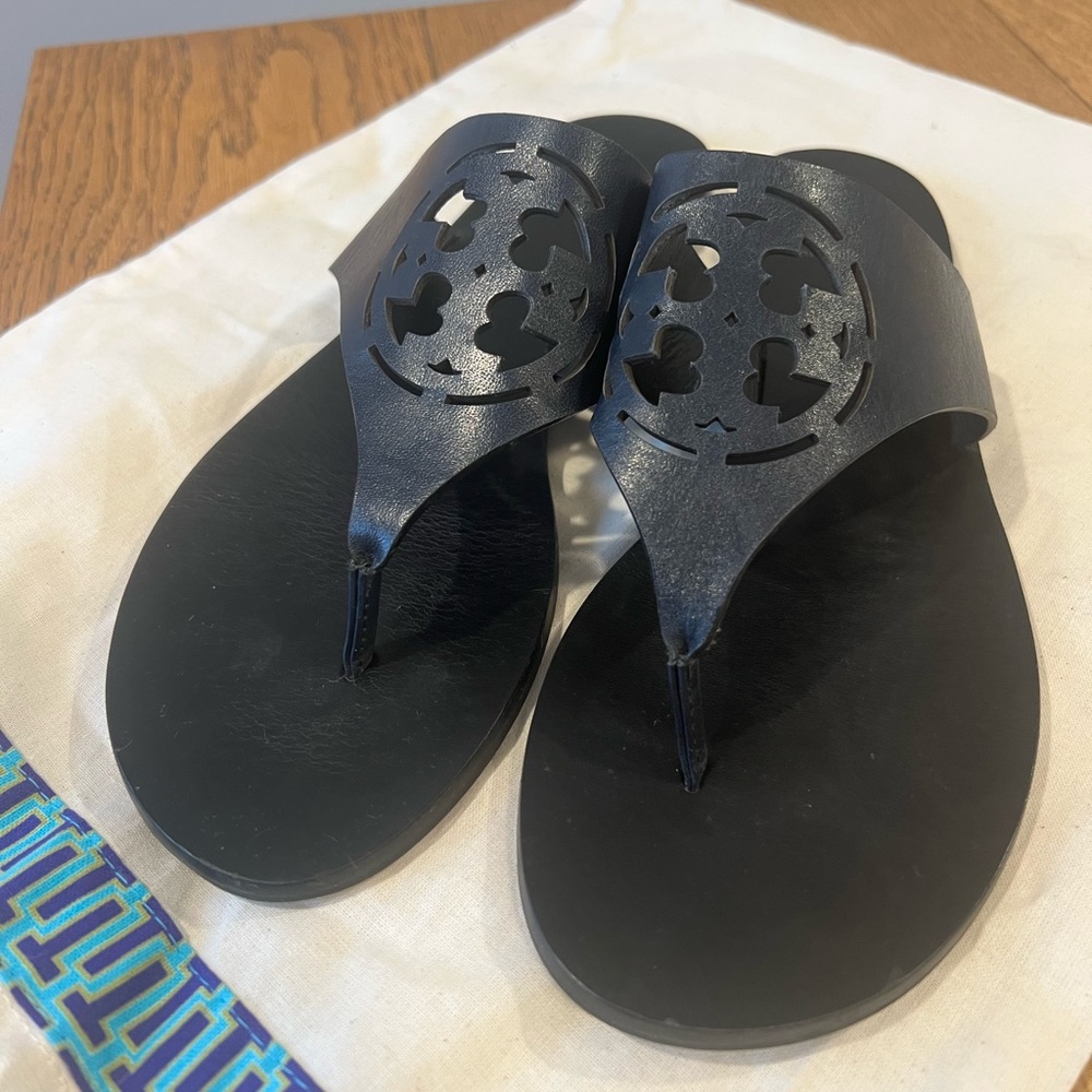 Tory Burch Zoey Thong Navy Size 8